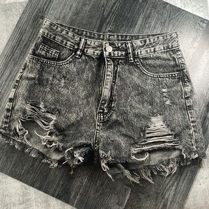 Washed Jean shorts - medium size 6 (runs a little small 4 actual size) -NEW